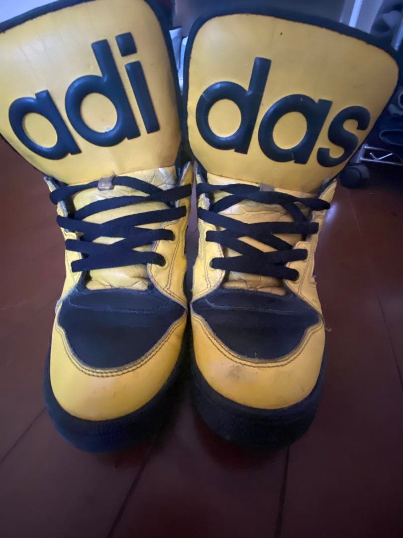 adidas JEREMY SCOTT アディダス　ジェレミースコット　黄色