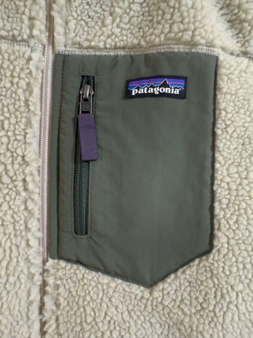 patagonia フリースベスト Sサイズ クリーム&グリーン　美品　数回着用