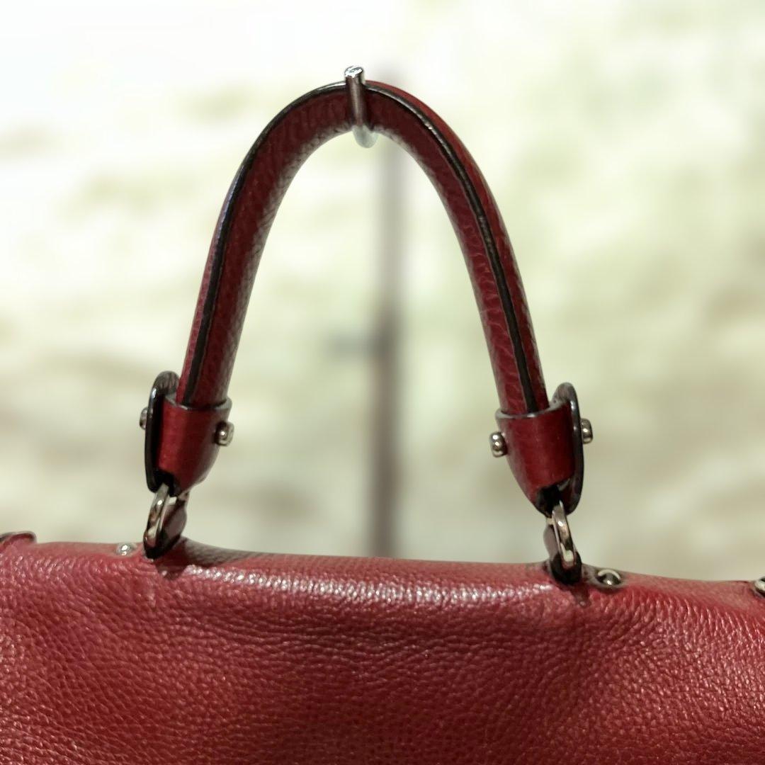 【フェラガモ・ソフィア】ガンチーニツーウェイ 深めの赤✨美品✨突撃セール開催♡