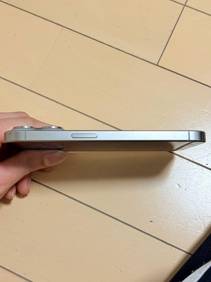 IPHONE 15 プロ sim フリー(128gb)