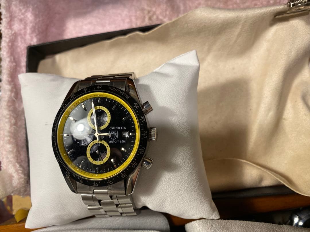 特別出品CARRERA 自動巻き クロノグラフ 時計完動品40ミリ高級品未使用