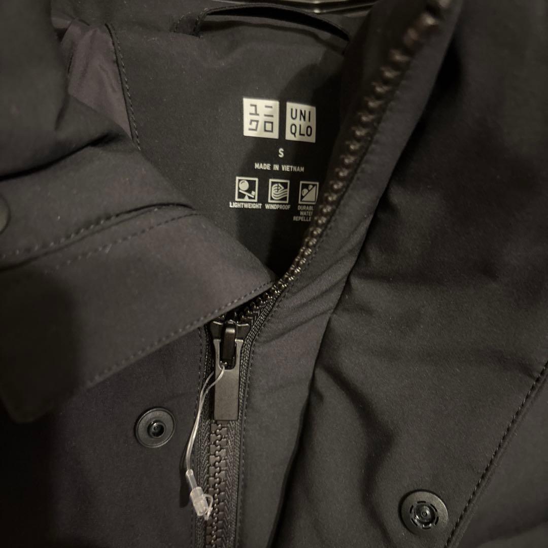 新品 ユニクロ シームレスダウンジャケット ブラック Sサイズ
