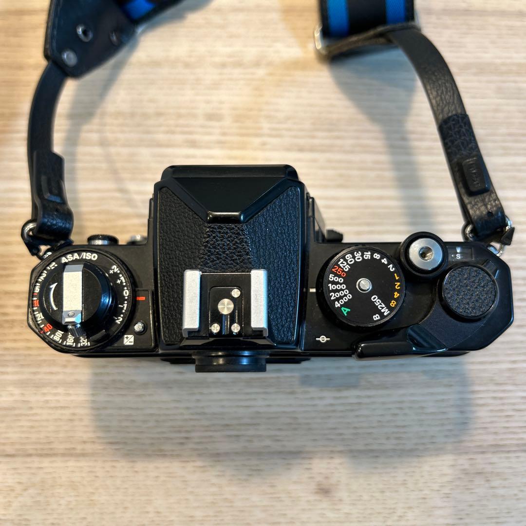 Nikon FE2 説明書、レザーケース、ストラップセット