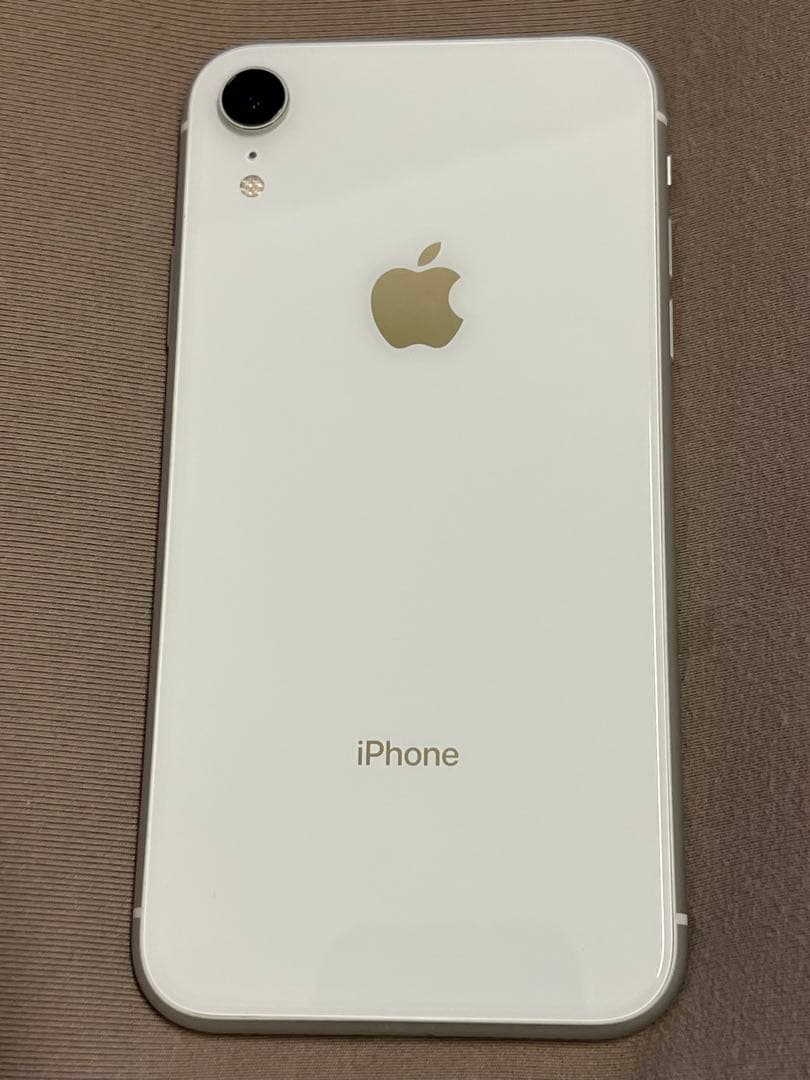 iPhone XR 64GB 本体　箱・付属品（一部）あり