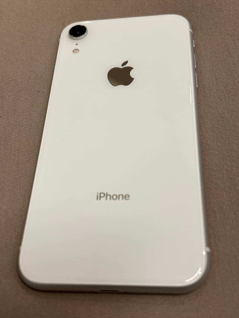 iPhone XR 64GB 本体　箱・付属品（一部）あり