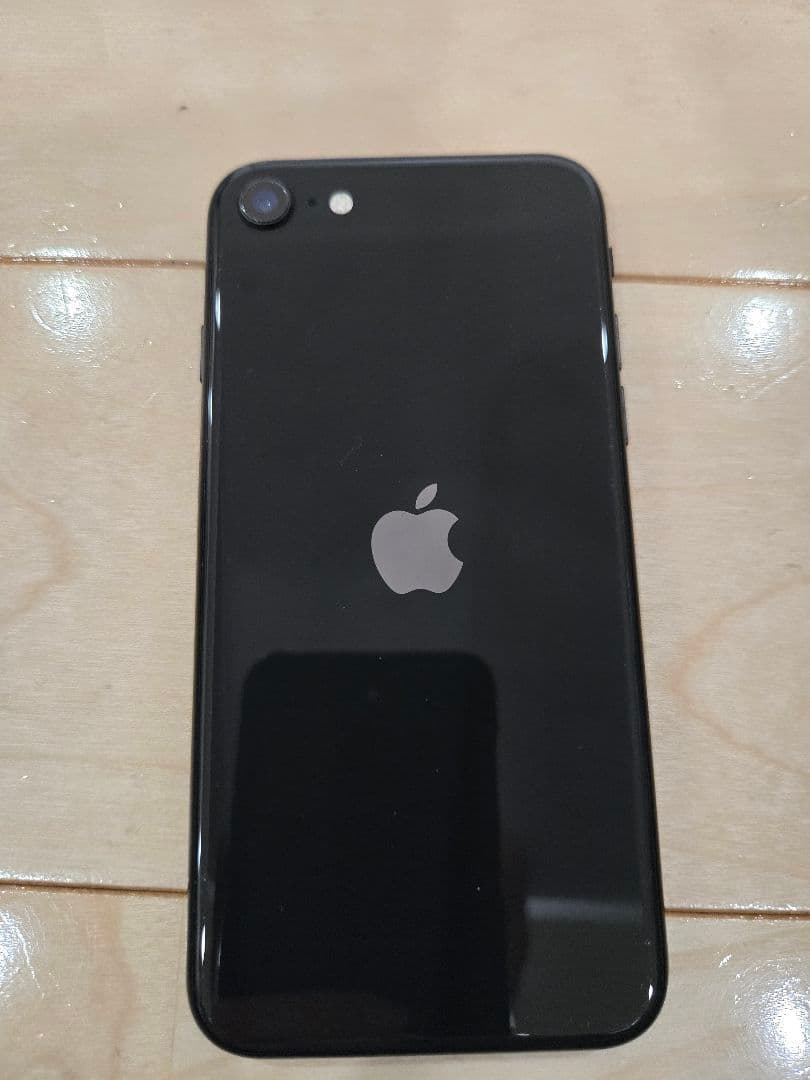iPhone SE 第2世代 64 GB SIMフリーバッテリー80％