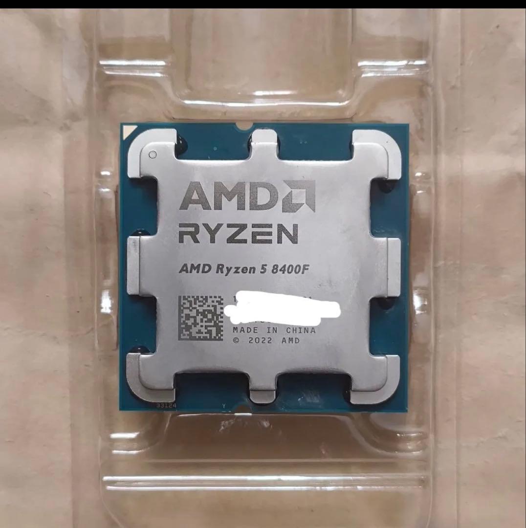 AMD Ryzen 5 8400F CPU 試験運用程度。