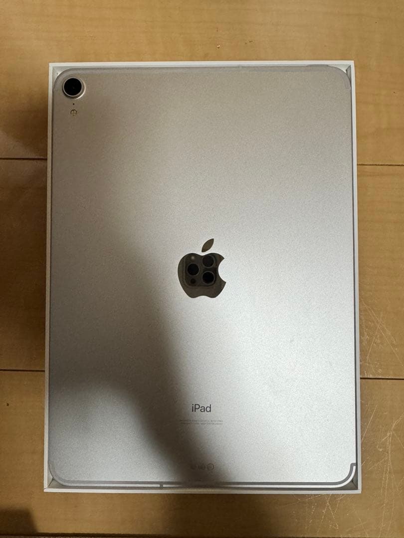 iPad Pro (11インチ) Wi-Fi+Cellular256GBシルバー