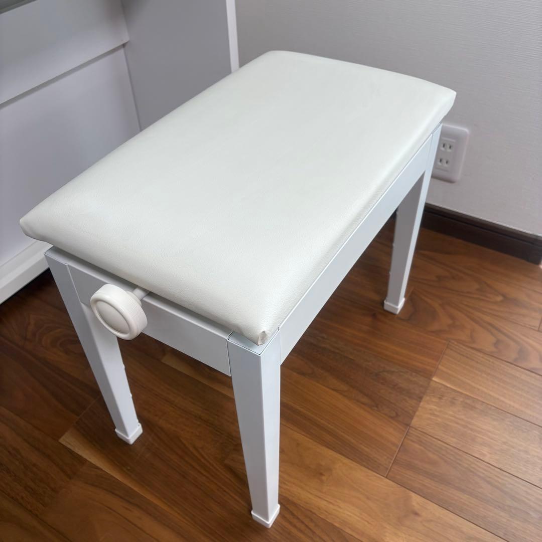 ピアノ椅子　CASIO（PX-2000GP）