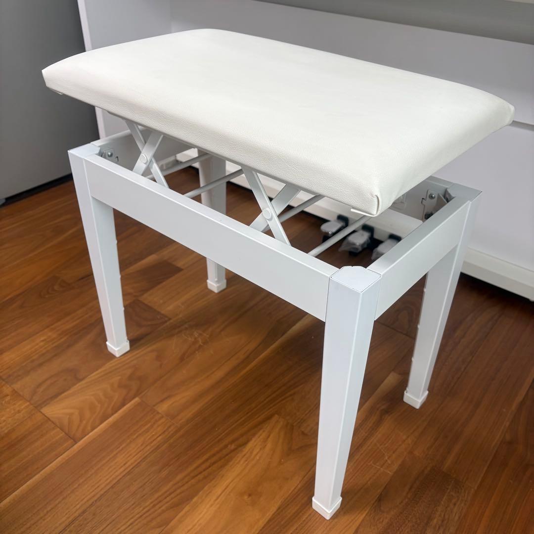 ピアノ椅子　CASIO（PX-2000GP）