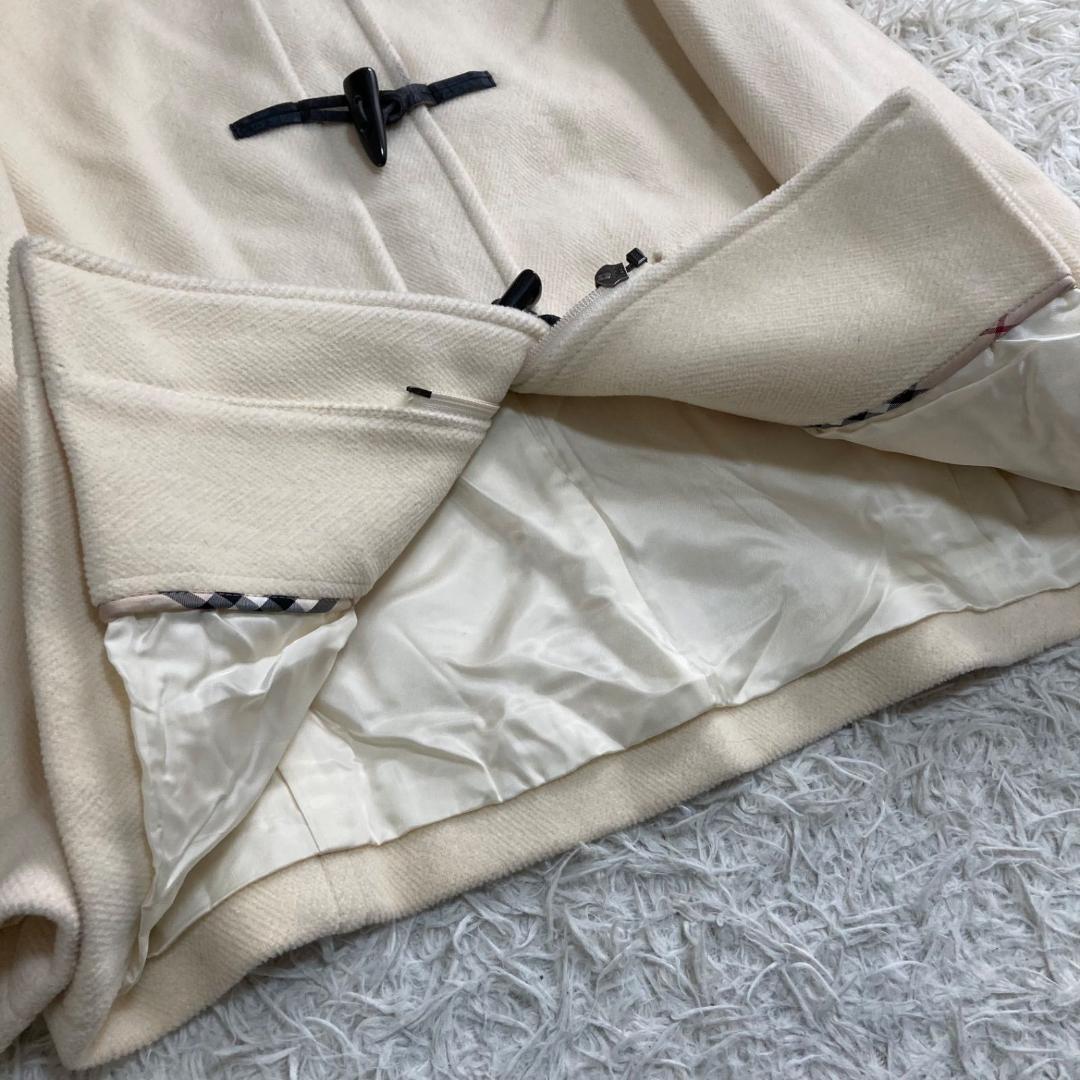 美品✨バーバリーロンドン ダッフルコート フード付 白 ホワイト 40 Lサイズ