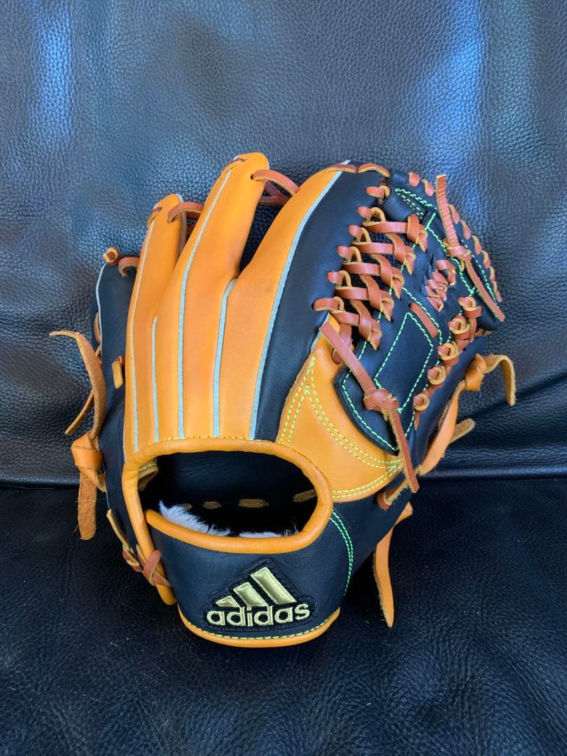 S*U様 アディダス　軟式グラブ　湯揉み型付け済み　未使用