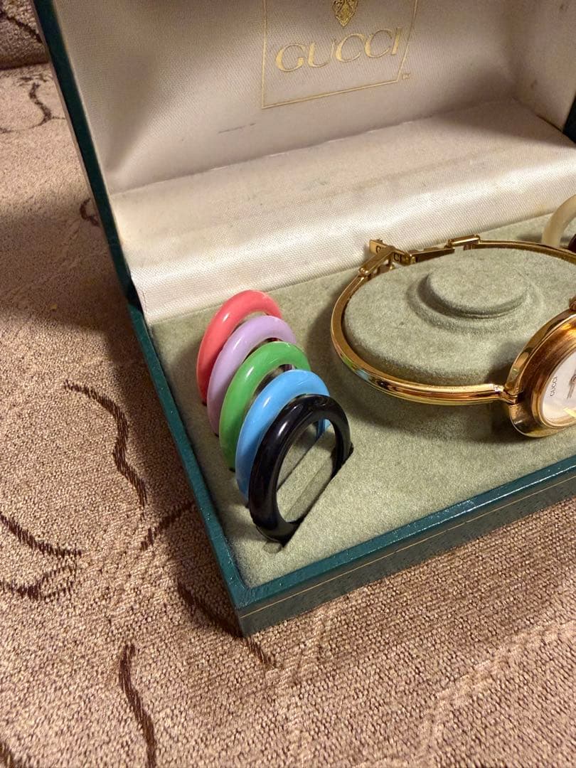 GUCCI チェンジベゼル クォーツ ベゼル10個付 箱付き 動作未確認