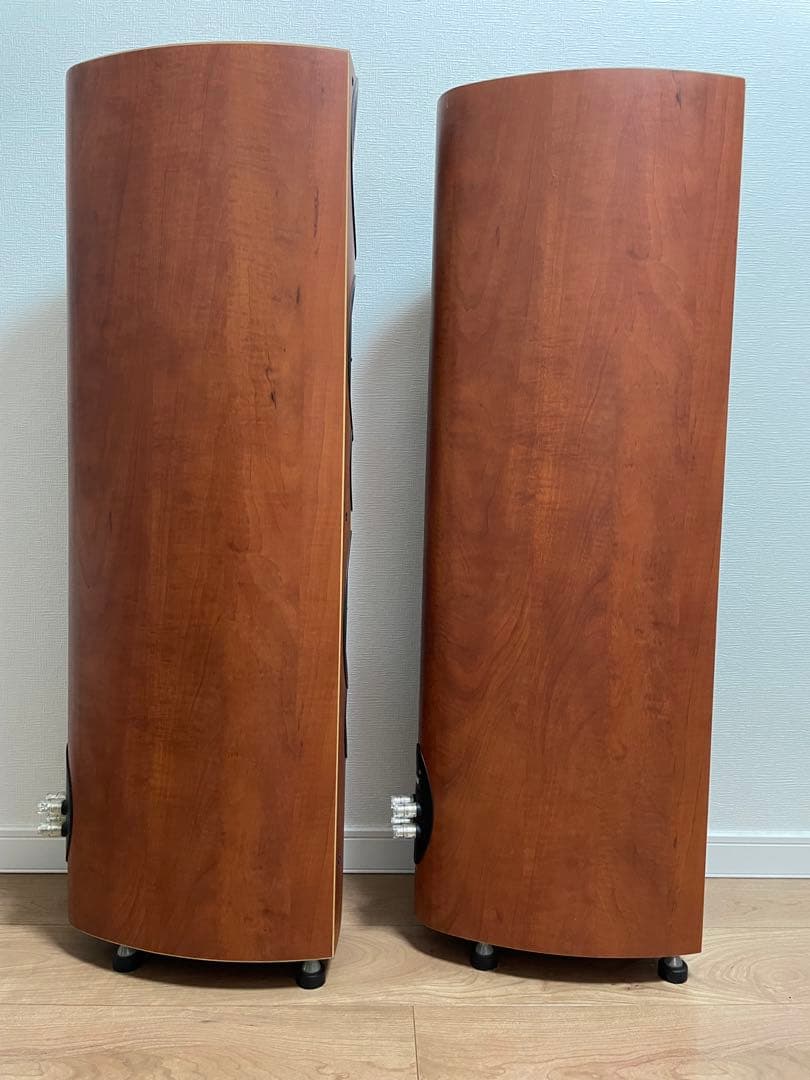 送料込 KEF iQ9 トールボーイ　スピーカー