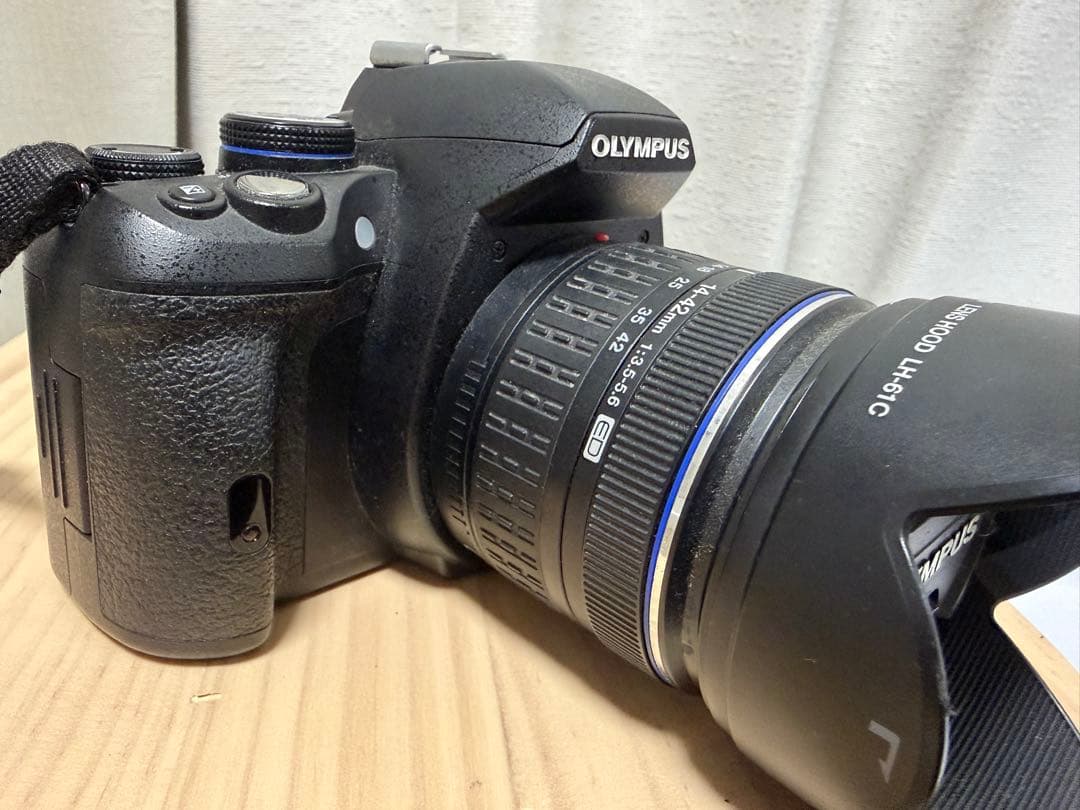 OLYMPUS E-620 デジタル一眼レフカメラ