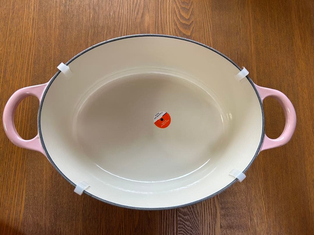 【レア】新品　ル・クルーゼ　ココット　オーバル　25㎝　シフォン　ピンク
