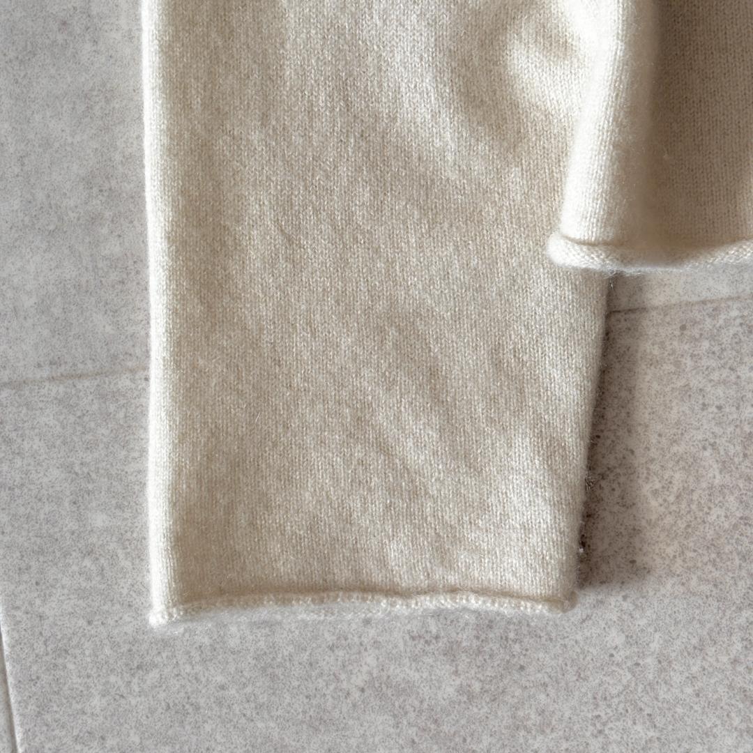 極美品✨️3,3万 エヴァムエヴァ カシミア100%クルーネックニット 洗える