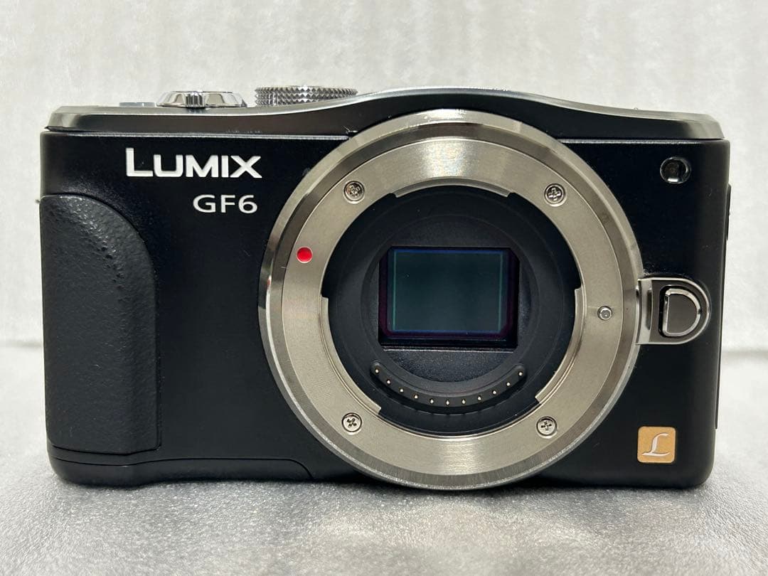 LUMIX DMC-GF6 ブラック デジタル一眼レフ 本体　250