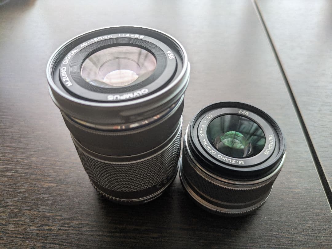 OLYMPUS PEN E-PL10 ホワイト　ダブルズーム＆単焦点レンズ