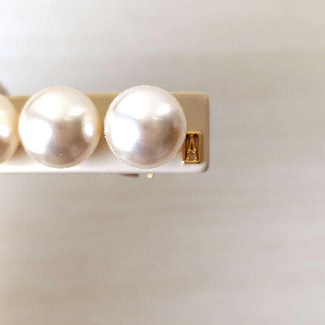 美品✨️アレクサンドルドゥパリ　パール付きバレッタ