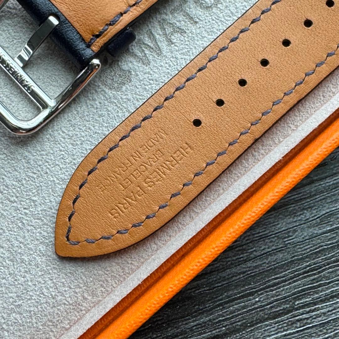 2632 ほぼ未使用　Apple Watch エルメス　ネイビー　レザーバンド