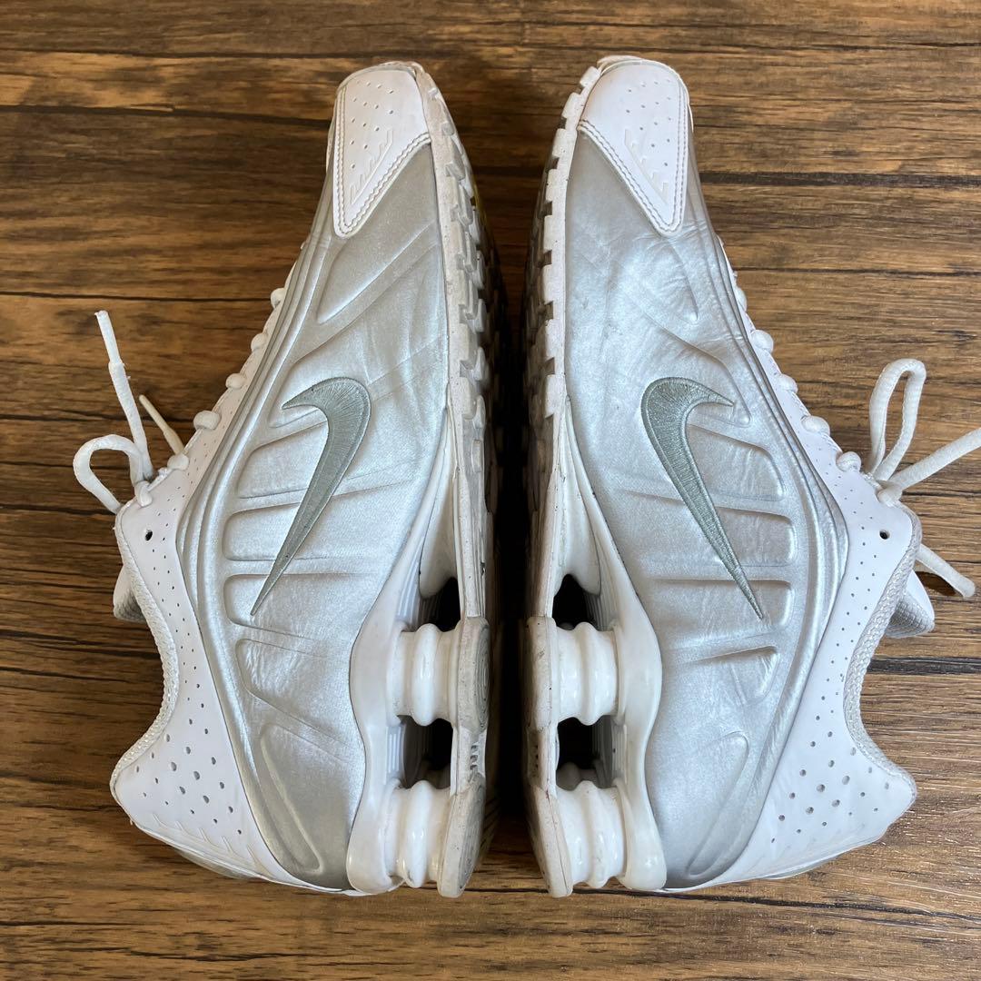 （K25845）ナイキ ショックス R4 27.0㎝ Shox R4