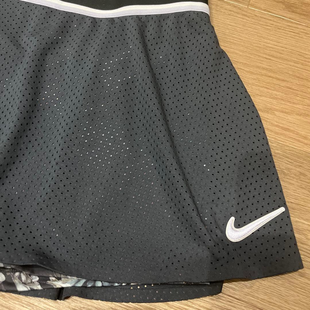 専用　おまとめ　NIKE スコート　花柄　＆メッシュ　スコート　US-M Ｌ