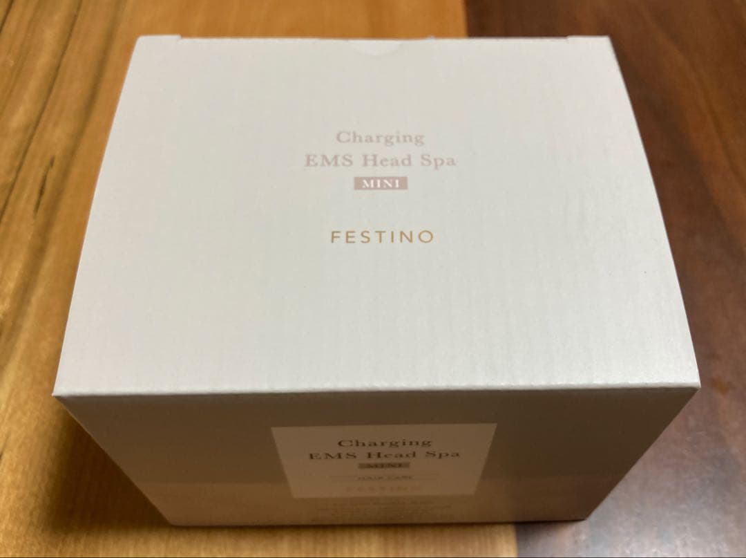 新品未開封 SMHB-045-WHフェスティノ 充電式EMSヘッドスパミニ