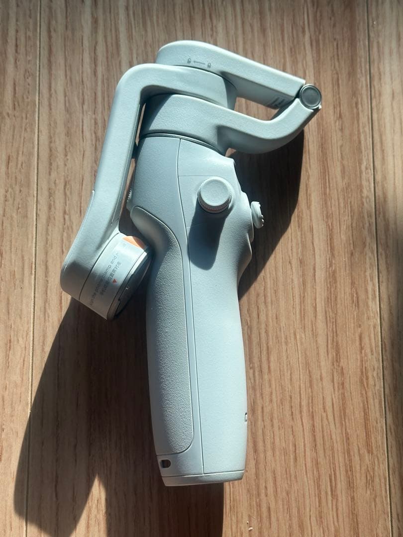 DJI Osmo Mobile 6 スマホジンバル／付属品完備