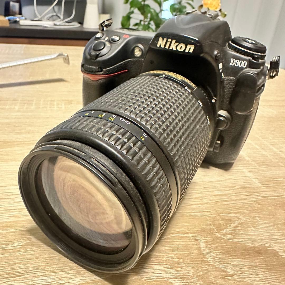 Nikon D300 デジタル一眼レフ 本体