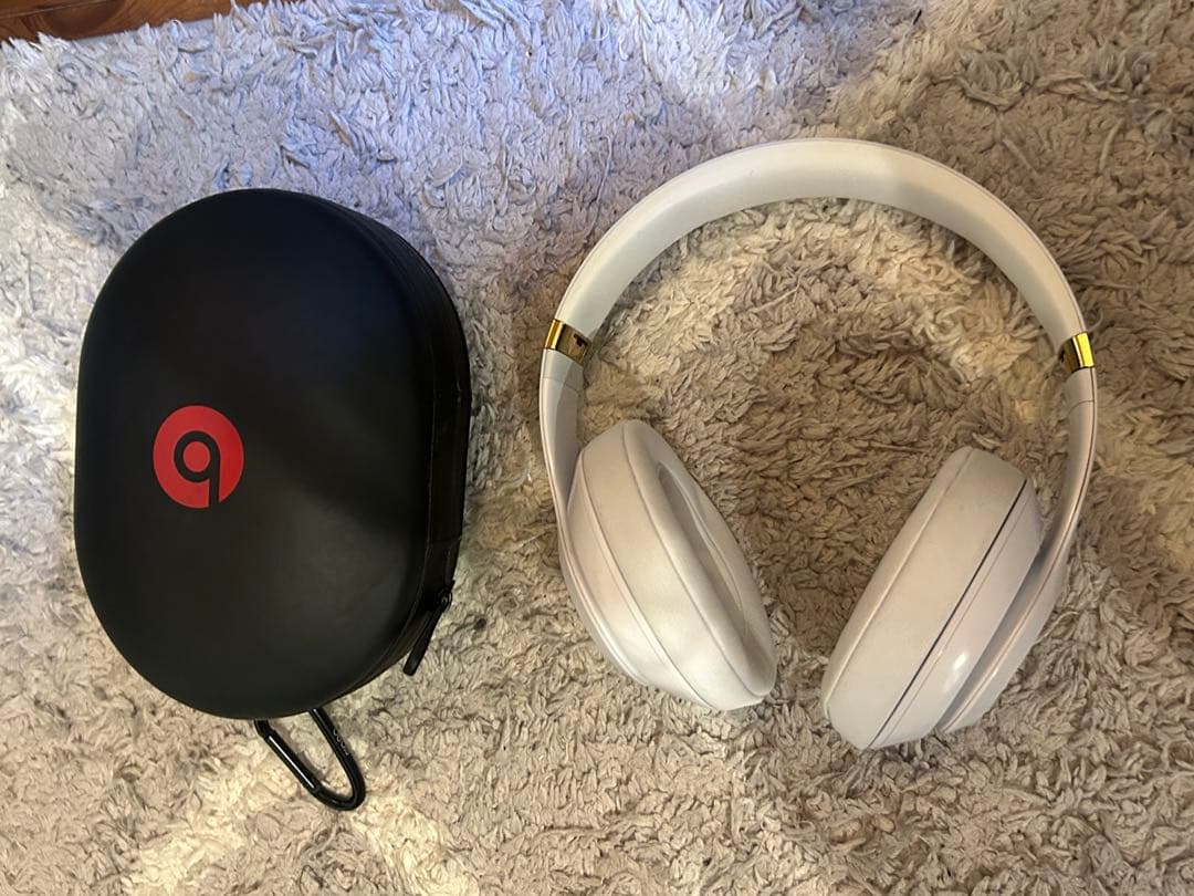 Beats ワイヤレスヘッドホン ホワイト ケース付き