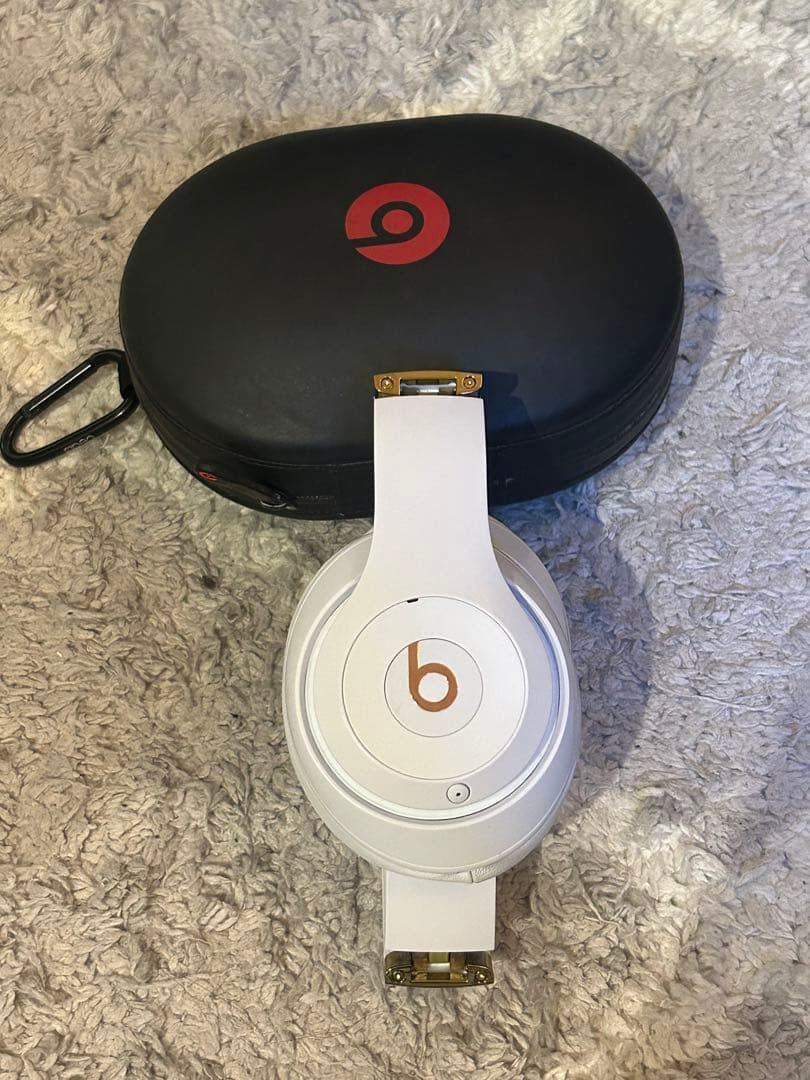 Beats ワイヤレスヘッドホン ホワイト ケース付き