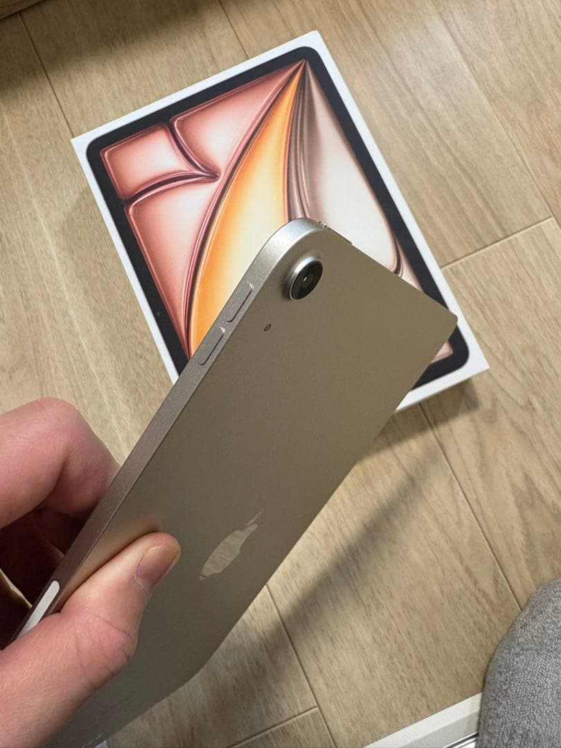 早い者勝ち‼️iPad Air 11インチM2 Wi-Fi 256GBスターライト