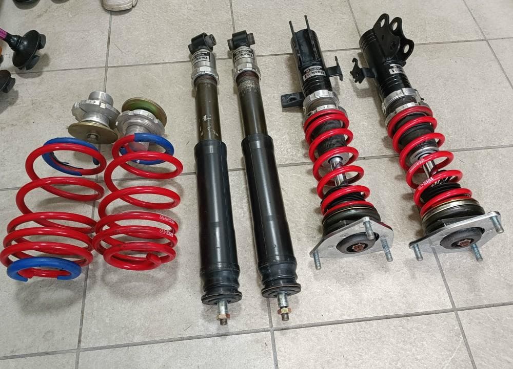 カローラルミオンNZE151N/ZRE152 プリウスα40フルタップ式車高調