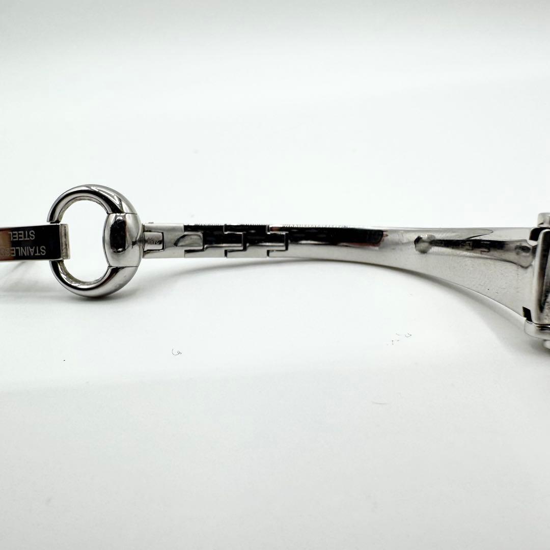 稼働/新品電池　グッチ　Gライン　2Pダイヤ　腕時計　バングルウォッチ　クォーツ