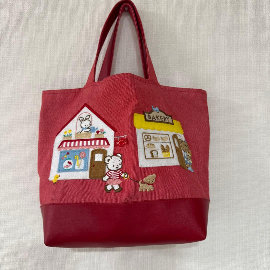 ファミリアトートバッグ 赤
