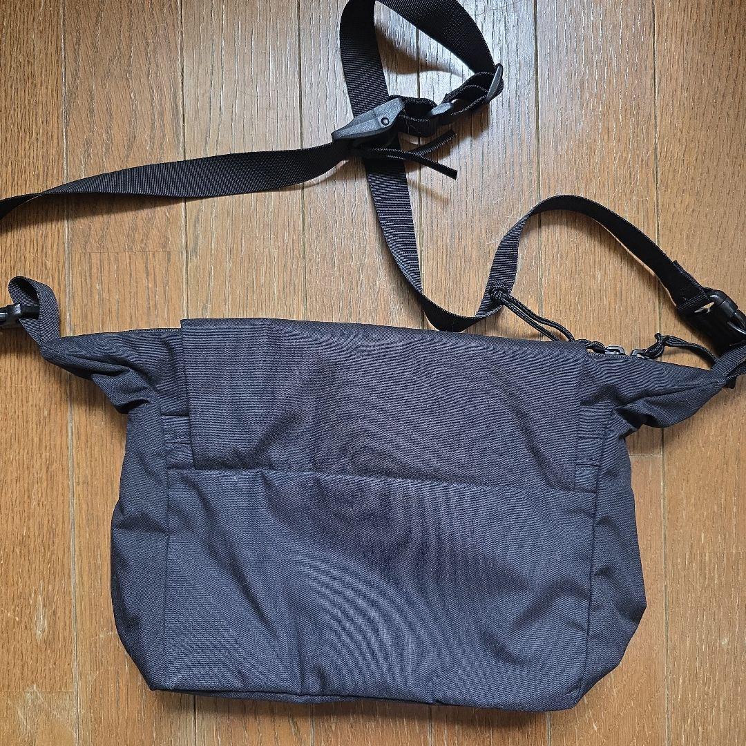 MYSTERY RANCH SKA スカ ブラックショルダーバッグ 6.3L