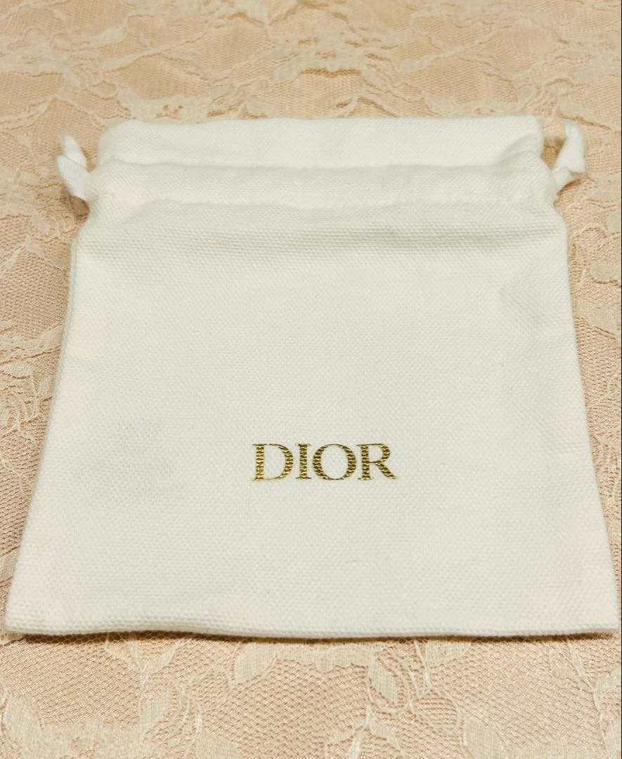 Dior ディオールプレステージルフルイドタンドゥローズ 0N ファンデーション