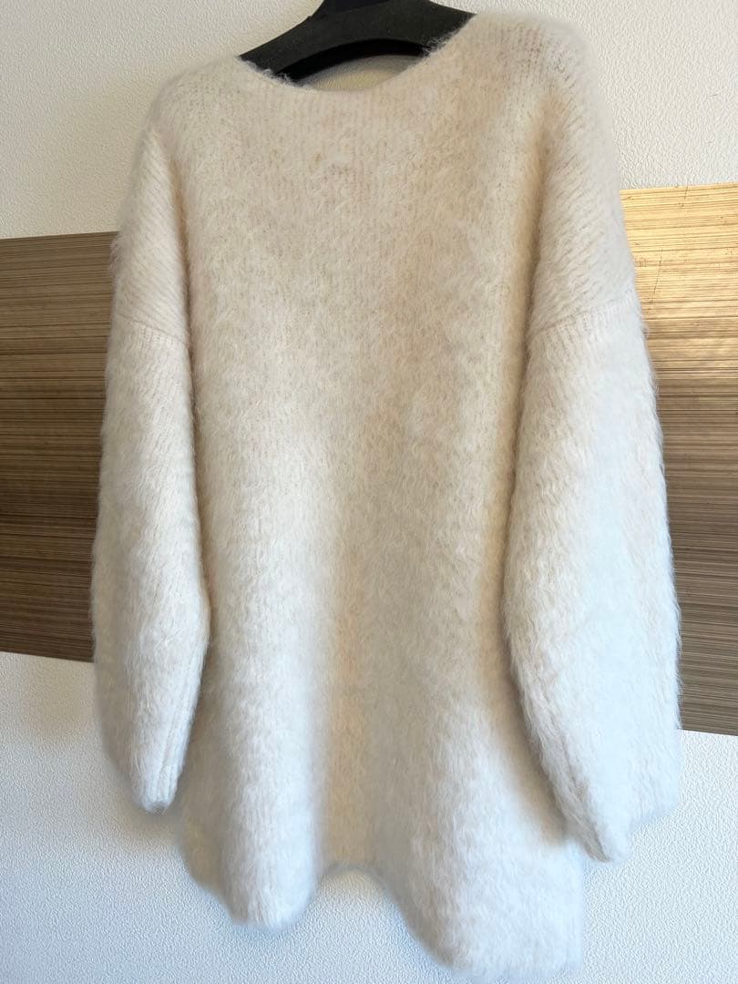 美品 ノーブル ふわふわ ボリューム ロングニット ニットミニワンピース