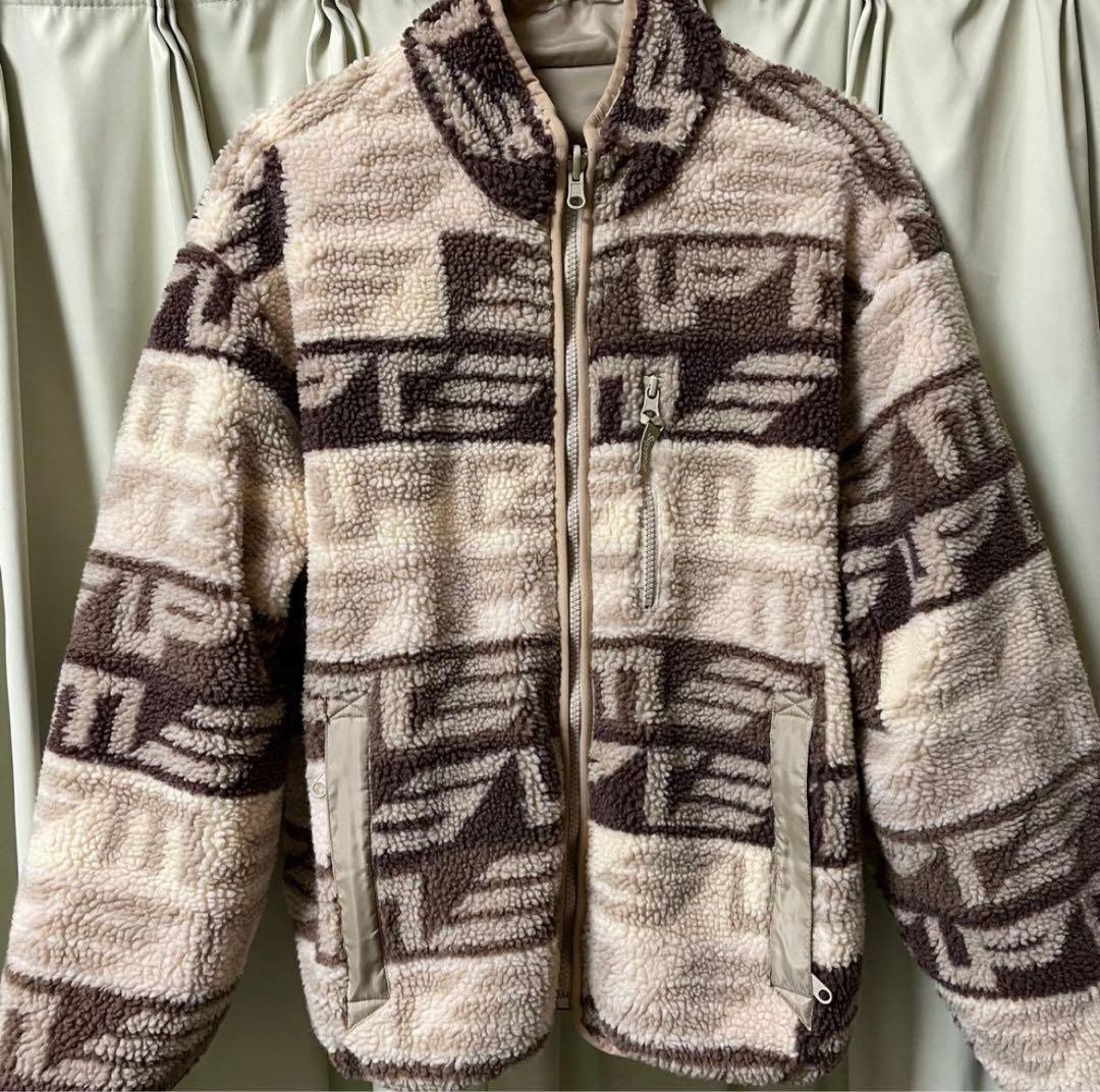 Supreme reversible windstopper S ボア セール中