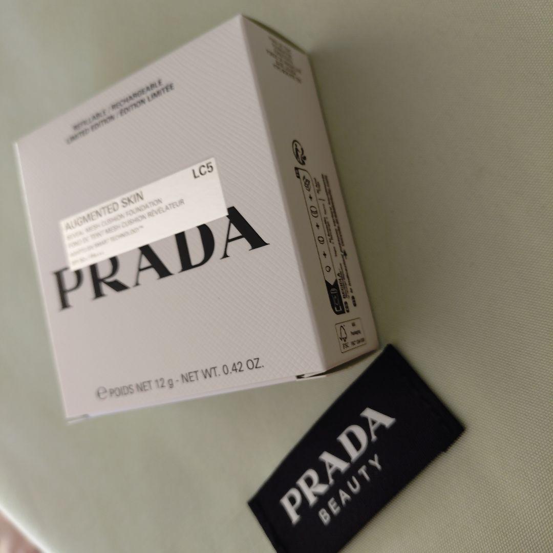 PRADA リヴィール　メッシュ　クッション　ファンデーション LC5