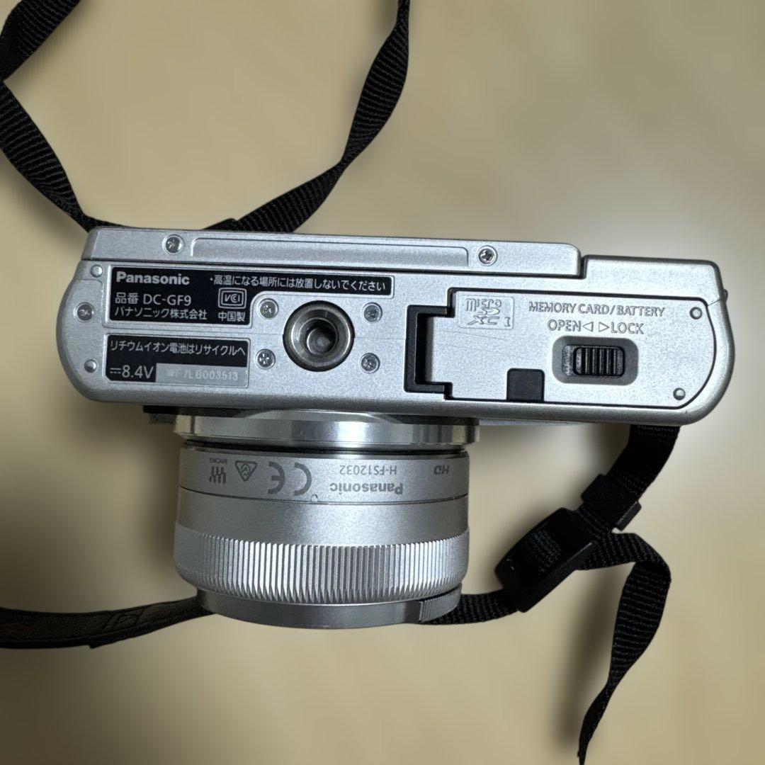 Panasonic ミラーレスカメラ　DC-GF9
