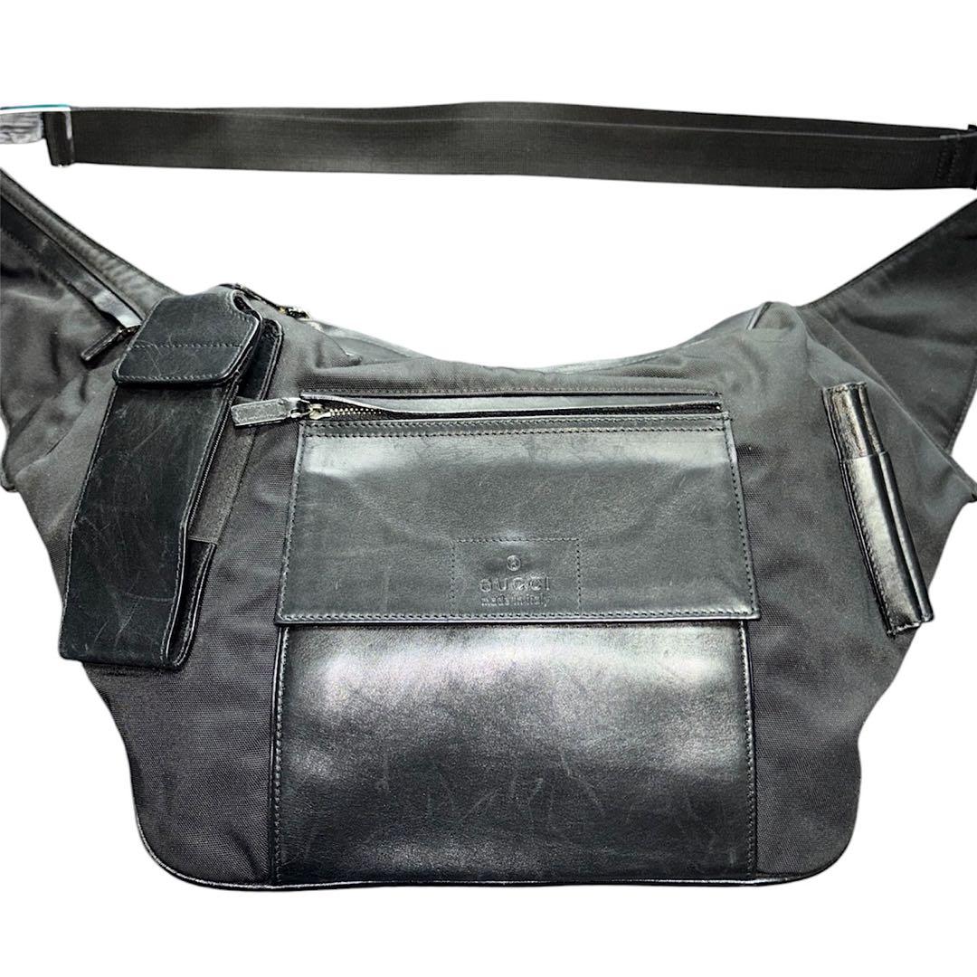 GUCCI 00s トムフォード期 レザー ボディバッグ