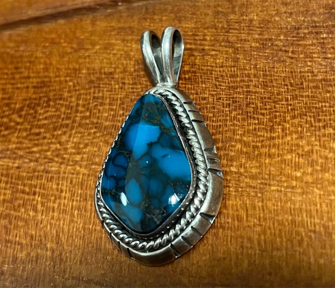 故ゲーリーリーブス　ターコイズペンダント　インディアンジュエリー　navajo