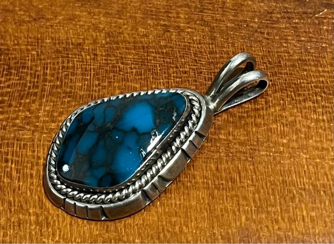 故ゲーリーリーブス　ターコイズペンダント　インディアンジュエリー　navajo
