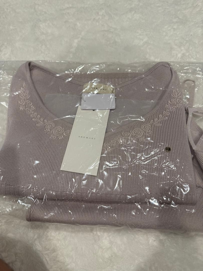 【新品タグ付き】Bella embroidery set tops pink