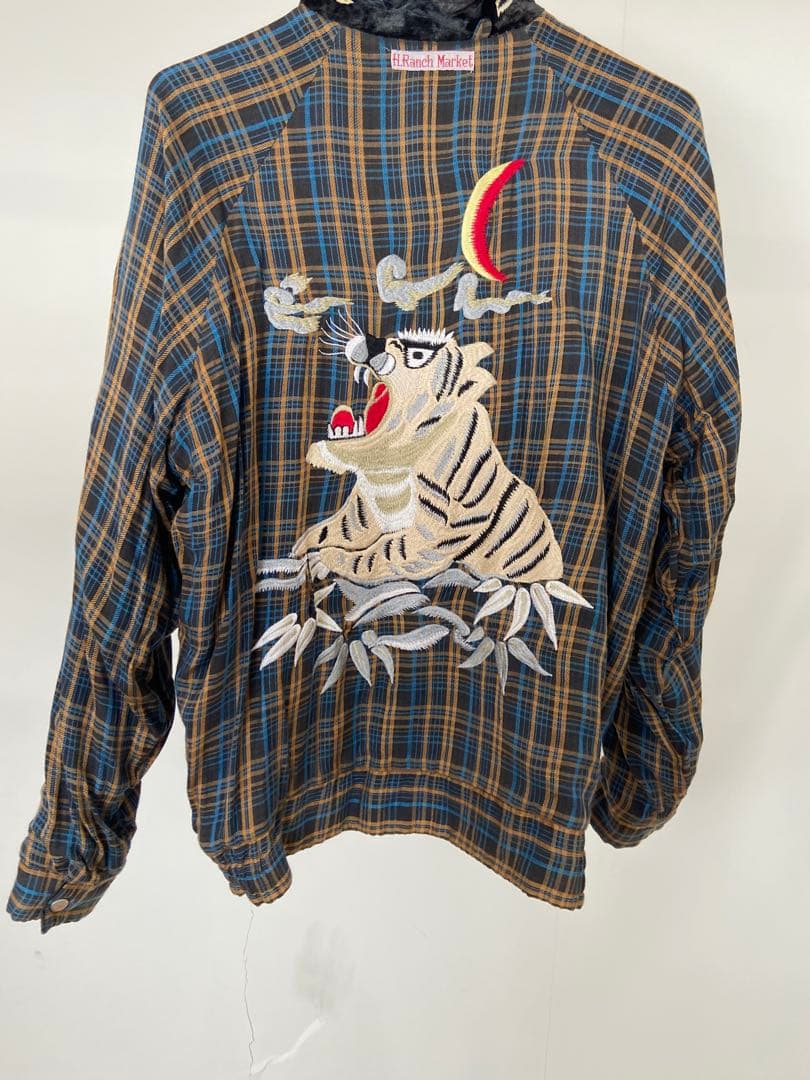 ハリウッドランチマーケット黒いサテン スカジャン 鷲刺繍サイズ　2