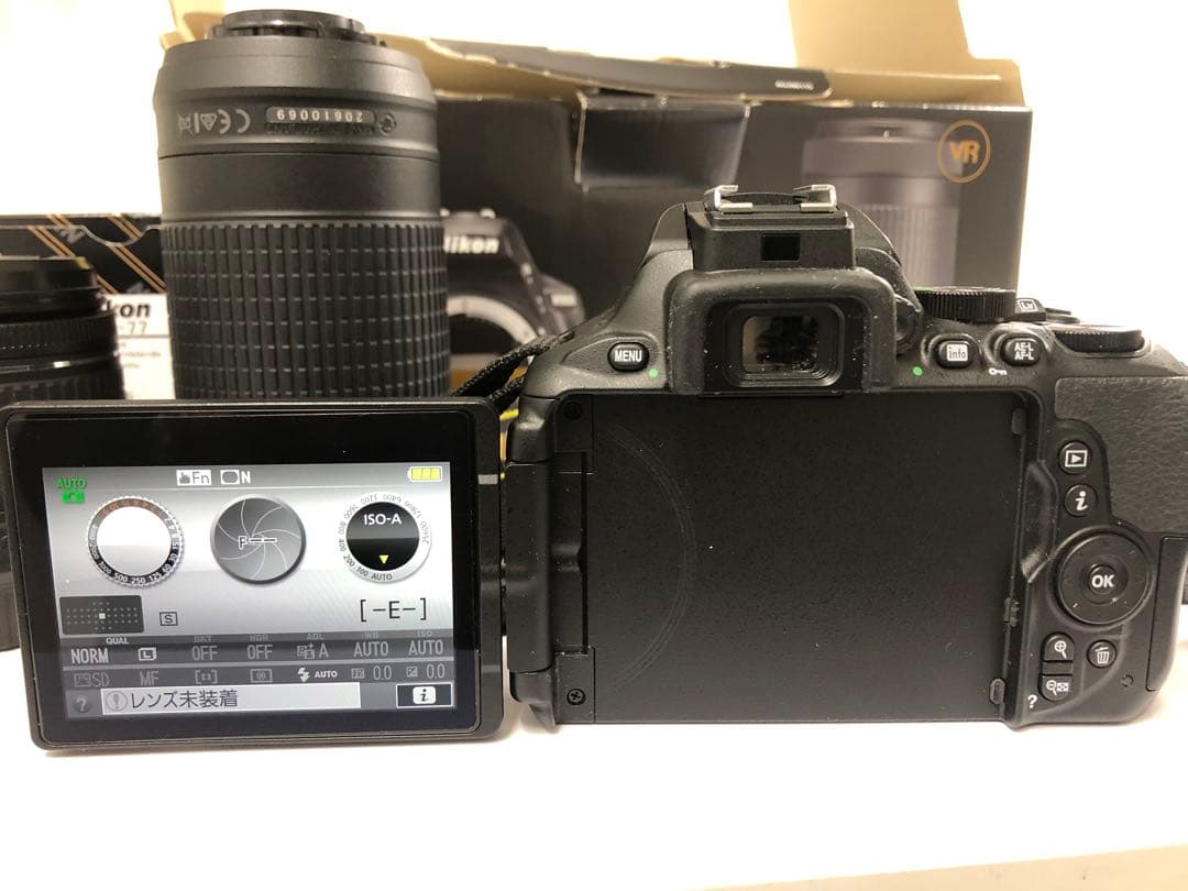 Nikon D5600 VR ダブルズームキット