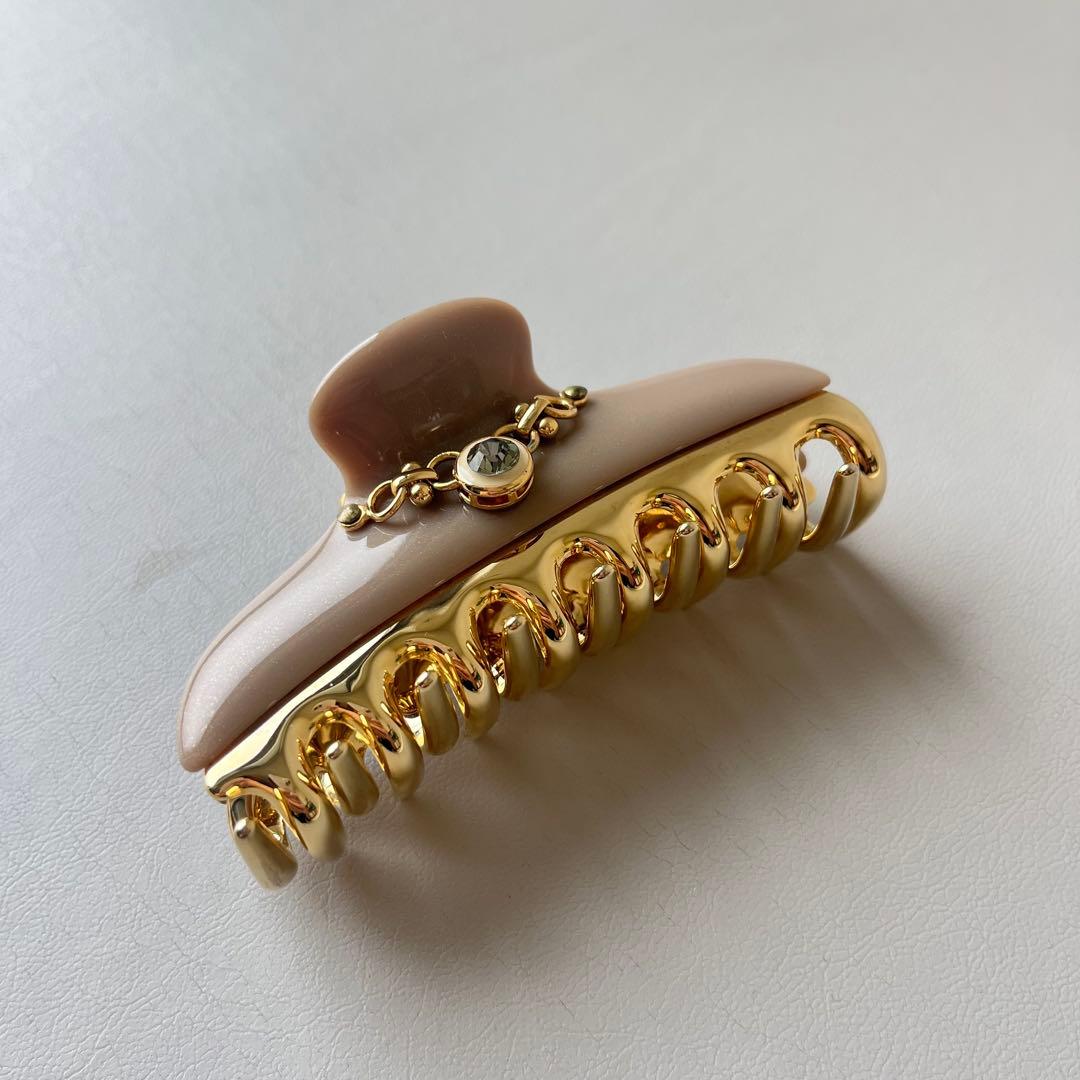 【美品】acca ヘアクリップ　ベージュ　ビジュー付き　イタリア製
