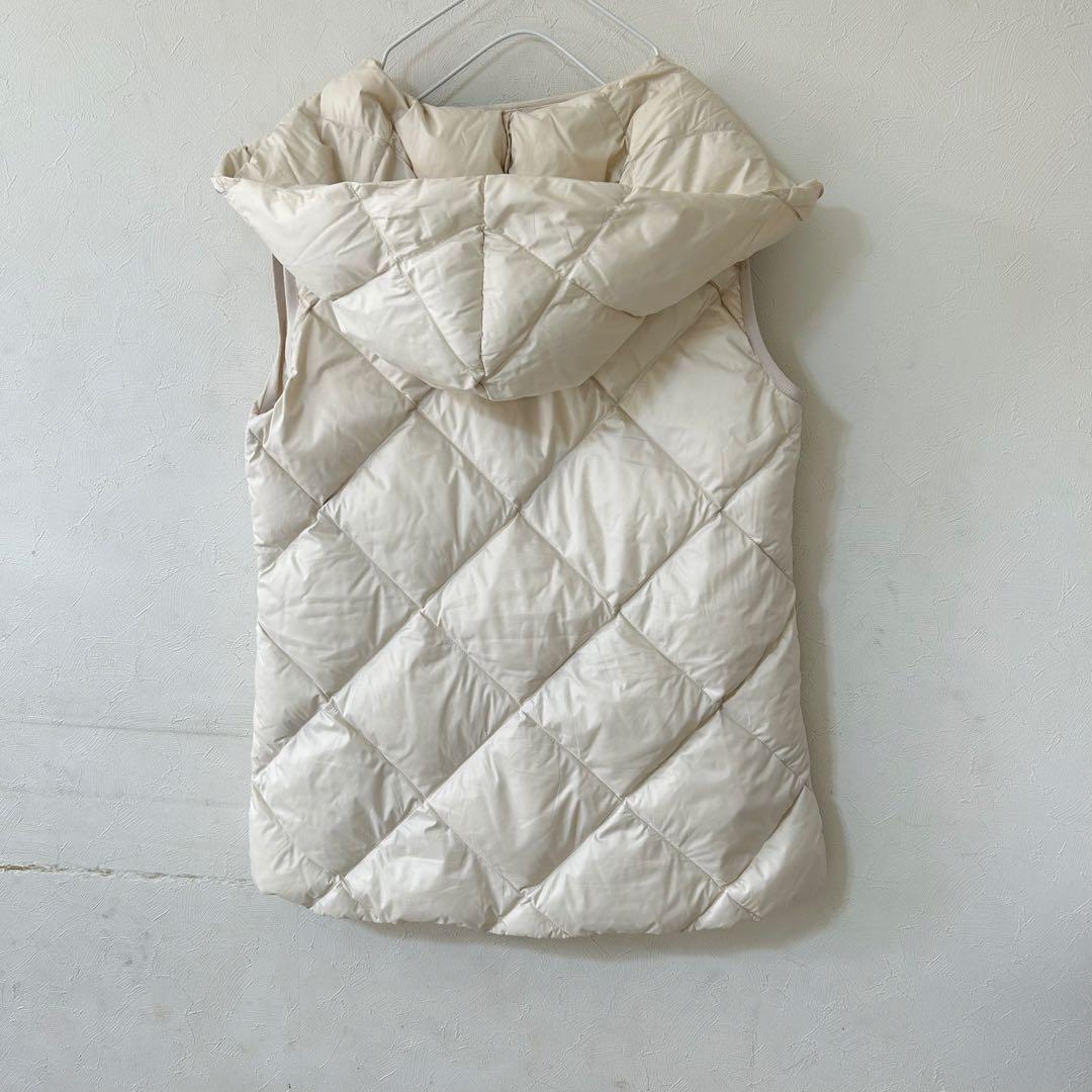【みかりん】美品WEEKEND MaxMara フード付きダウンベスト